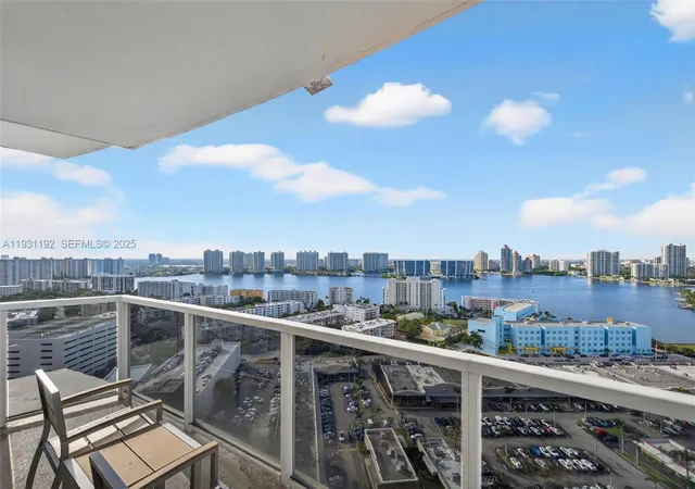 5th image of 18001 Collins Ave #2101, Sunny Isles Beach, FL 33160 | MLS# A11931192