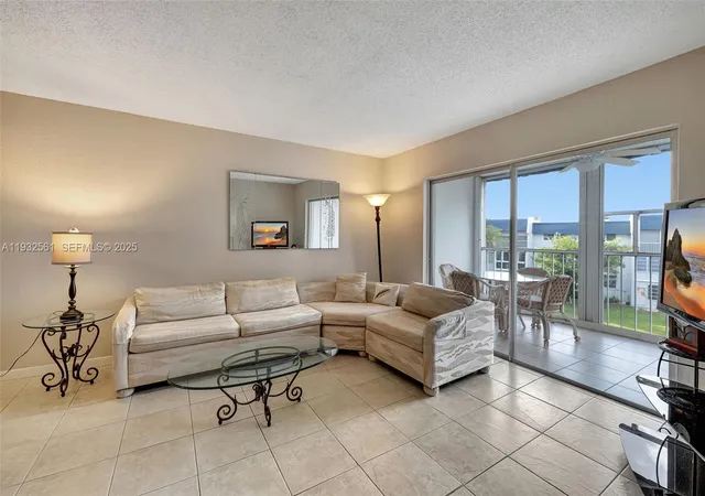 Homes for sale in Margate, FL | 7897 Golf Cir Dr #309, Margate, FL 33063 | MLS# A11932561