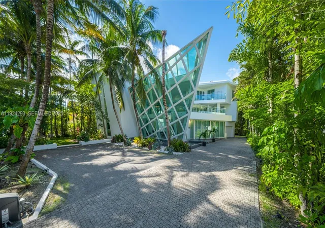 1st image of 480 Ocean Blvd, Golden Beach, FL 33160 | MLS# A11924293