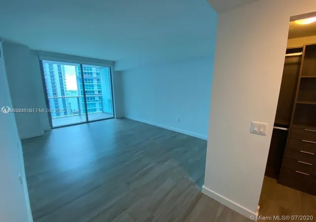 4th image of 1100 S Miami Ave #3011, Miami, FL 33130 | MLS# A11903237