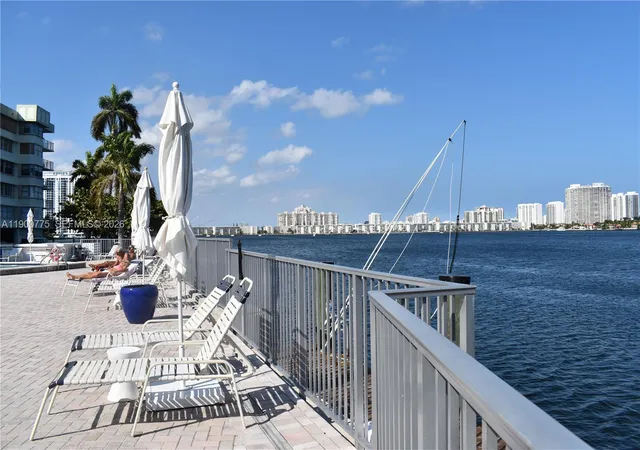 28th image of 16570 Ne 26th Ave #3C, North Miami Beach, FL 33160 | MLS# A11900775