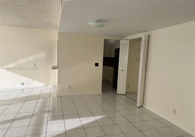 5th image of 16570 Ne 26Th Ave #3C, North Miami Beach, FL 33160 | MLS# A11900775