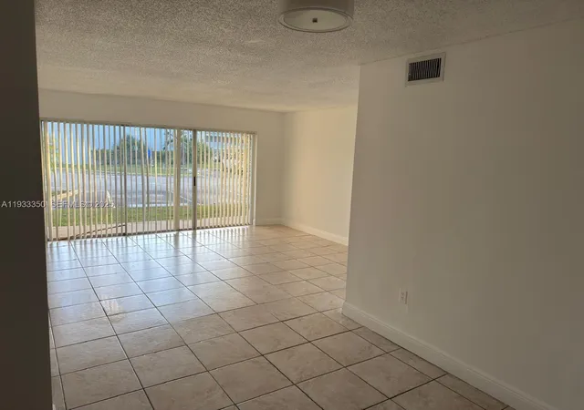 3rd image of 9369 Fontainebleau Blvd #J107, Miami, FL 33172 | MLS# A11933350