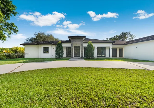 Photo 4 of Single family home for sale at 10398 SW 64th Street, Miami, FL 33173 | MLS# A11933699 | Listing updated on 2026-10-31