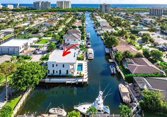 Photo 3 of Mansion for sale at 728 Enfield St, Boca Raton, FL 33487 | MLS# R11149014 | Listing updated on 2026-10-04