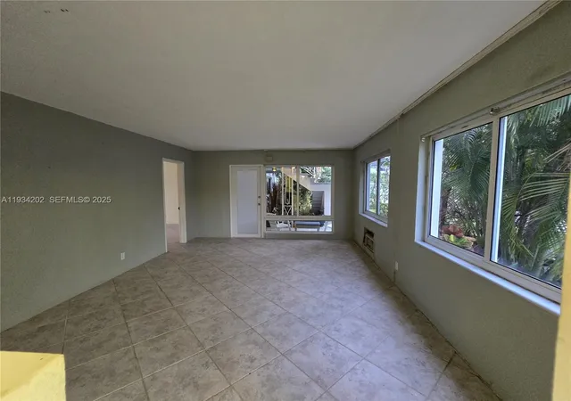 Homes for sale in Pompano Beach, FL | 3201 Se 12Th St #B3, Pompano Beach, FL 33062 | MLS# A11934202