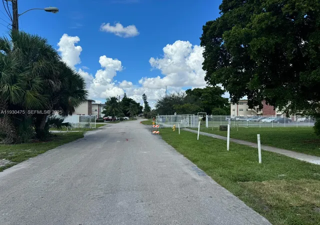 Homes for sale in Plantation, FL | 4771 Nw 10th Ct #118, Plantation, FL 33313 | MLS# A11930475
