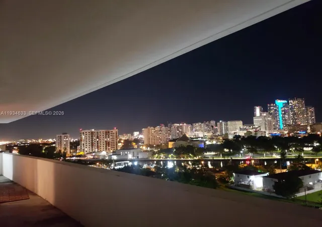 2nd image of 36 Nw 6Th Ave #906, Miami, FL 33128 | MLS# A11934633