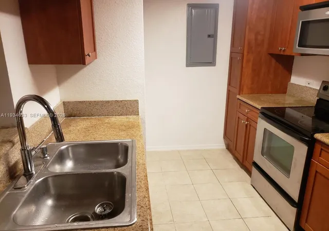 4th image of 36 Nw 6Th Ave #906, Miami, FL 33128 | MLS# A11934633