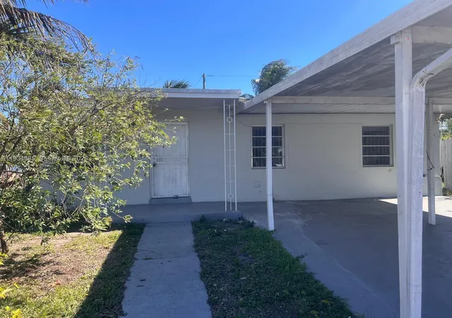 Homes for sale in Miami Gardens, FL | 16531 Nw 18th Ct, Miami Gardens, FL 33054 | MLS# A11934885