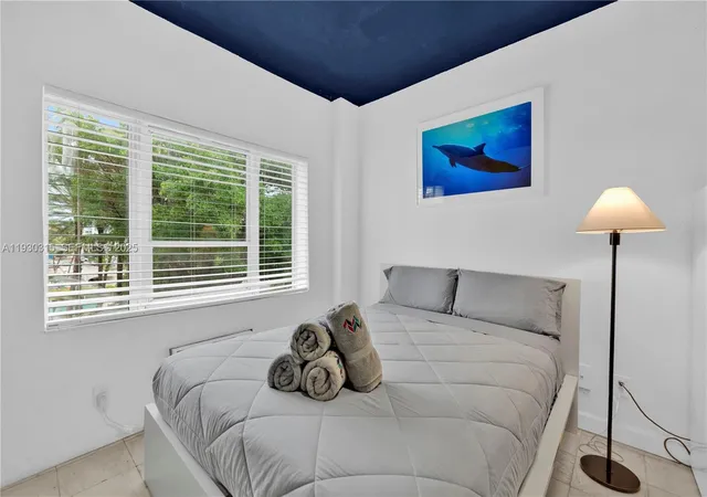 2nd image of 255 W 24Th St #302, Miami Beach, FL 33140 | MLS# A11930315