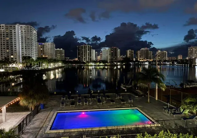 Homes for sale in Aventura, FL | 2780 Ne 183rd Street, Aventura, FL 33160 | Houzeo