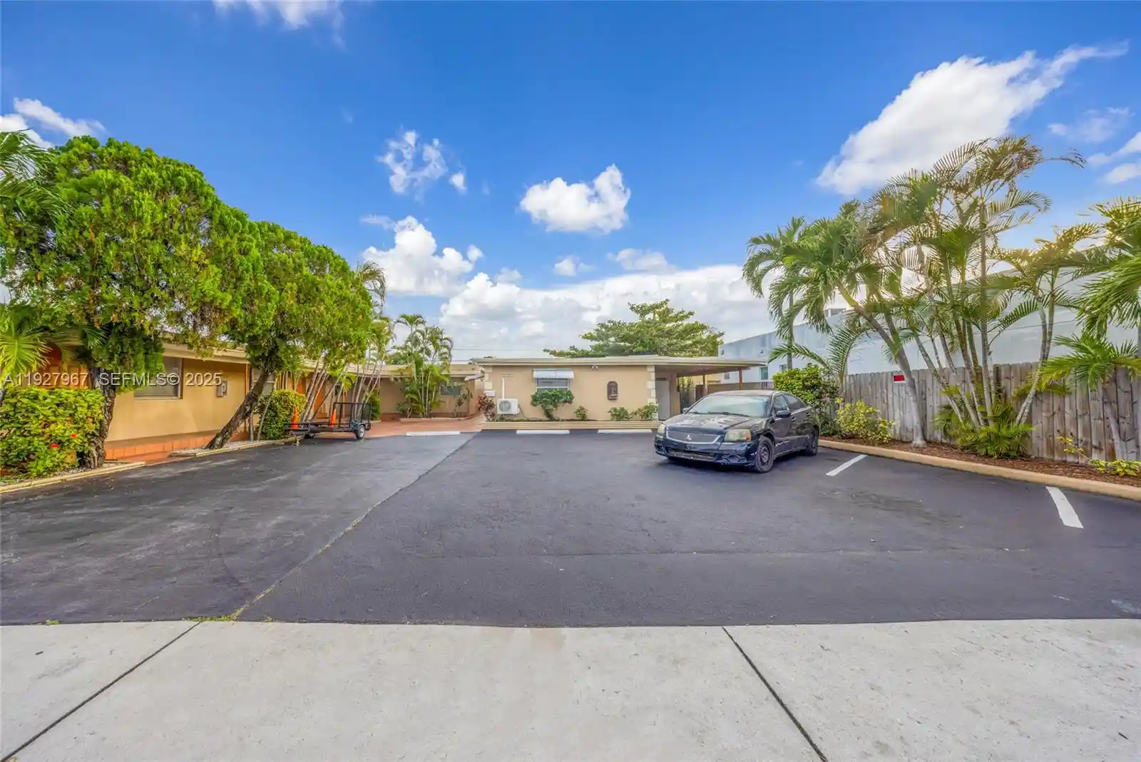 Multi family home for sale at 6124 Pembroke Rd, Miramar, FL 33023 | MLS# A11927967