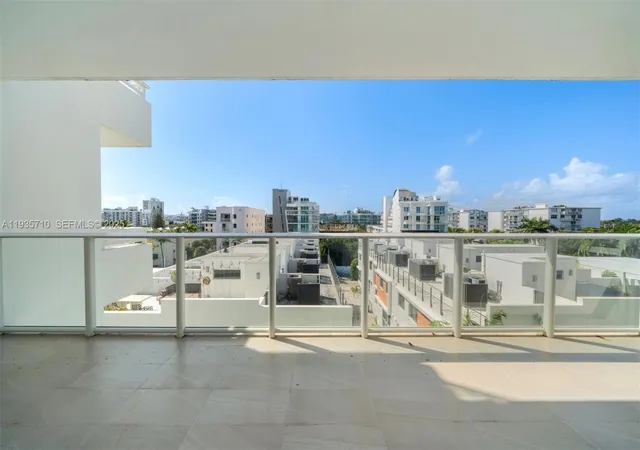 3rd image of 1150 102Nd St, Bay Harbor Islands, FL 33154