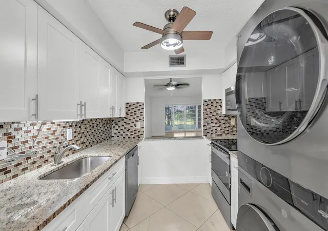 5th image of 13950 Via Flora, Delray Beach, FL 33484