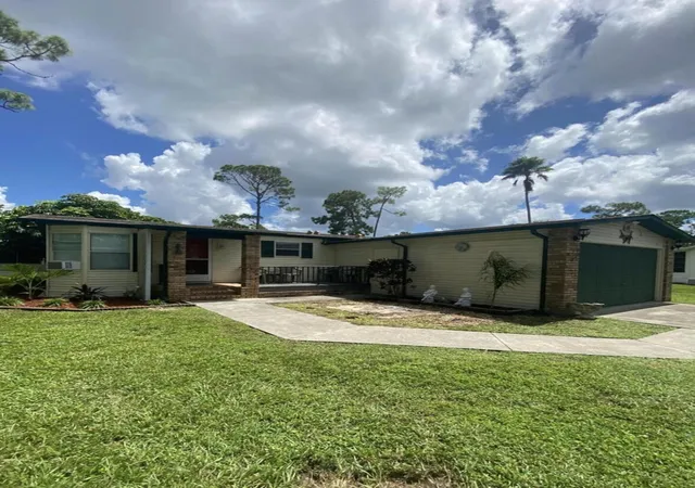26th image of 19418 Saddlebrook Ct, North Fort Myers, FL 33903 | MLS# R11149998