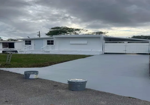 1st image of 1911 Sw 87th Ave, Davie, FL 33324 | MLS# A11935867