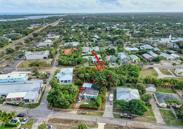 Photo 4 of Land for sale at 9156 SE Mars St, Hobe Sound, FL 33455 | MLS# R11150144 | Listing updated on 2026-10-10