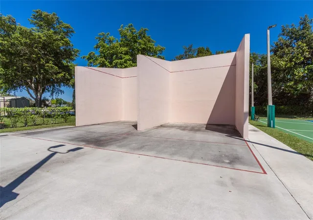 2nd image of 4534 S Carambola Cir, Coconut Creek, FL 33066