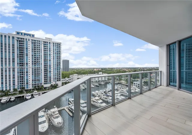 3rd image of 17301 Biscayne Blvd #1105, Aventura, FL 33160 | MLS# A11936552