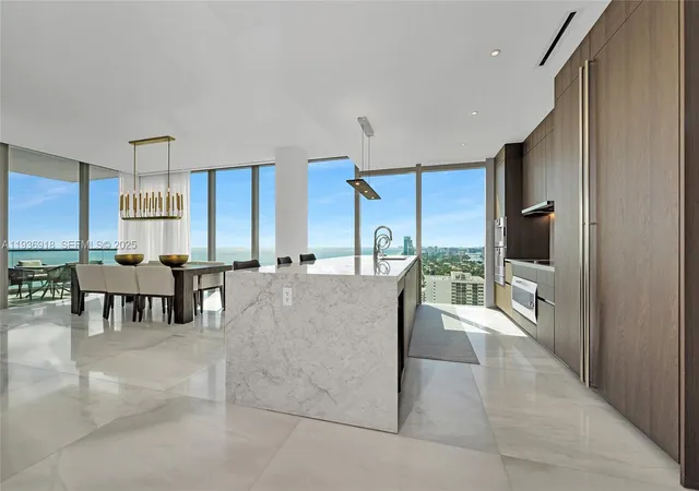 2nd image of 2000 S Ocean Dr #30B, Hallandale Beach, FL 33009 | MLS# A11936918