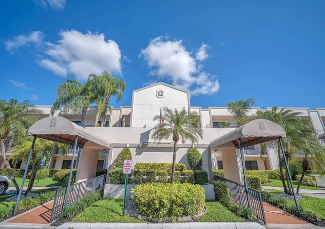 Homes for sale in Fort Lauderdale, FL | 10738 W Clairmont Cir #206, Fort Lauderdale, FL 33321 | MLS# F10542784