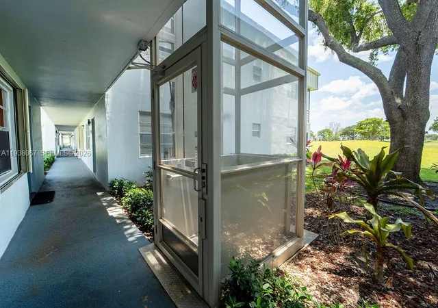 Homes for sale in Delray Beach, FL | 938 Normandy T T938, Delray Beach, FL 33484 | Houzeo