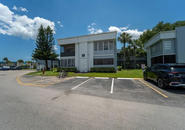 Homes for sale in Delray Beach, FL | 938 Normandy T T938, Delray Beach, FL 33484