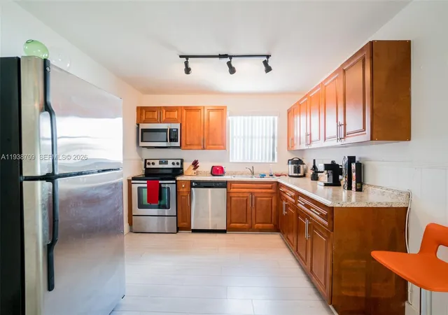 Homes for sale in West Park, FL | 3330 Sw 59Th Ter, West Park, FL 33023 | MLS# A11938709