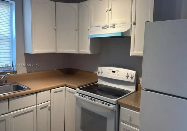 5th image of 4160 Nw 21St St #223D, Lauderhill, FL 33313 | MLS# A11938771