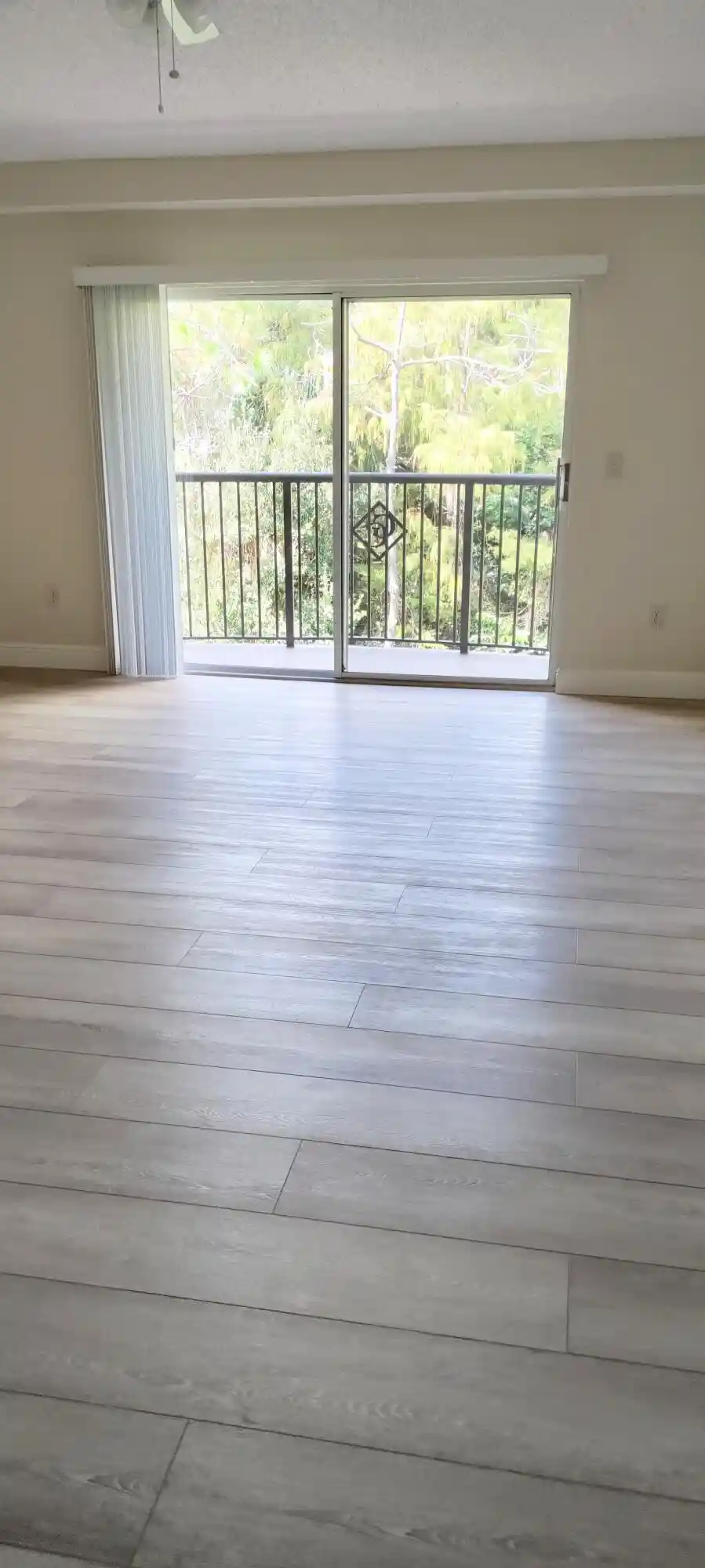 Listing Photo 1 - Condo for sale in 1000 Crestwood Ct S located at 1000 Crestwood Ct S, Royal Palm Beach, FL 33411 - Unit #1008