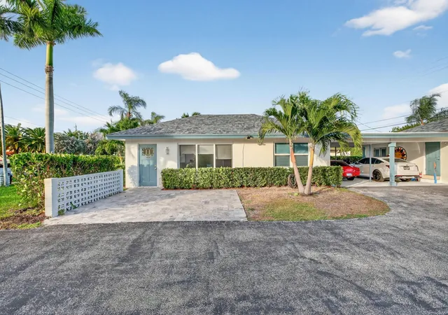 3rd image of 4436 Seagrape Dr, Lauderdale By The Sea, FL 33308 | MLS# F10542774