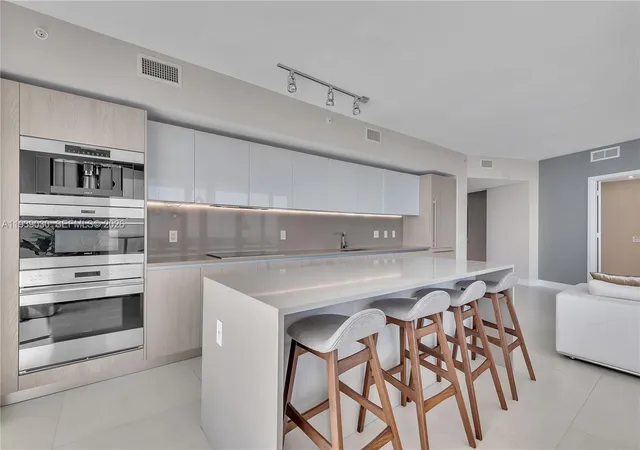 5th image of 4111 S Ocean Dr #3601, Hollywood, FL 33019 | MLS# A11939030