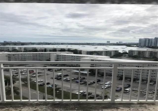 4th image of 18011 Biscayne Blvd #1403, Aventura, FL 33160 | MLS# A11939111