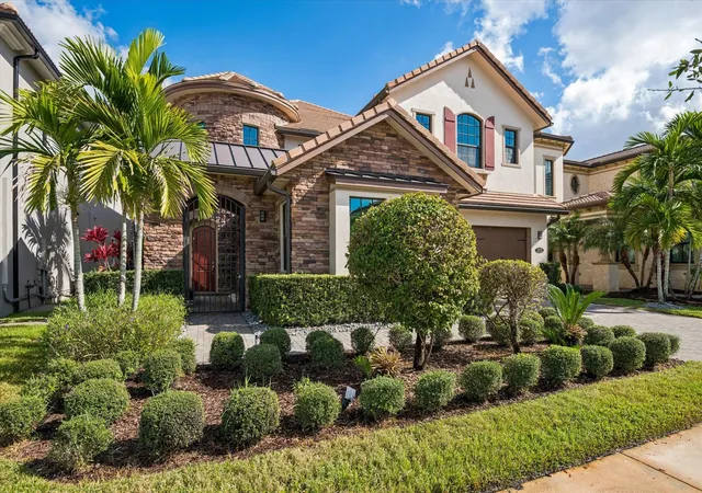 Photo 3 of Single family home for sale at 11515 Horizon Rd, Coral Springs, FL 33076 | MLS# F10543717 | Listing updated on 2026-09-23