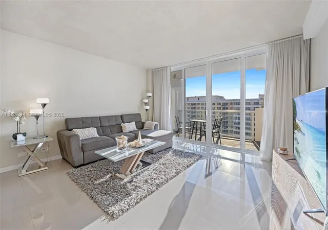 Homes for sale in Miami Beach, FL | 5601 Collins Ave #1618, Miami Beach, FL 33140 | MLS# A11939614
