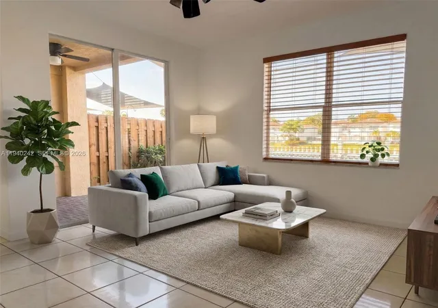5th image of 11541 Nw 68Th Ter, Doral, FL 33178 | MLS# A11940242