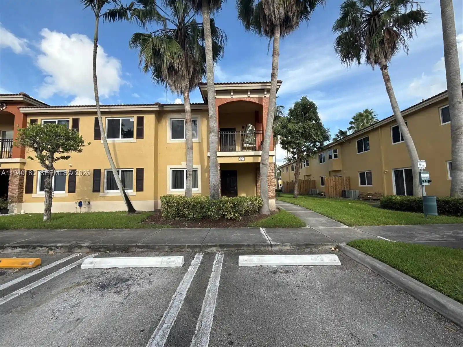 Listing Photo 1 - Condo for sale in 935 Ne 33Rd Ter located at 935 Ne 33Rd Ter, Homestead, FL 33033 - Unit #104