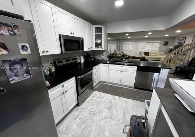 3rd image of 4389 N Carambola Cir N, Coconut Creek, FL 33066 | MLS# A11940795
