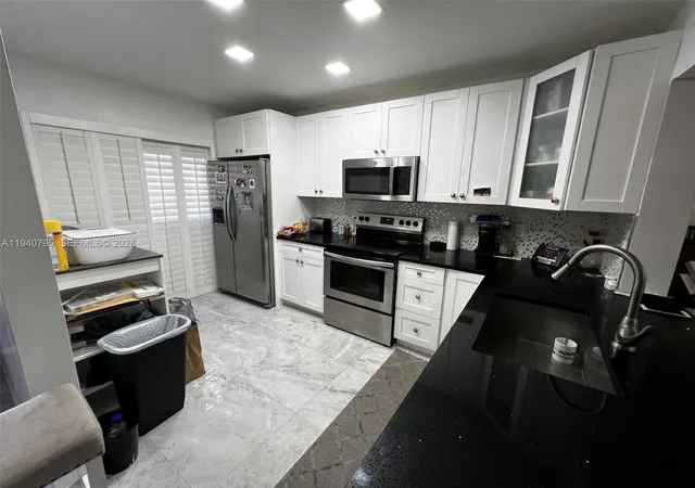 5th image of 4389 N Carambola Cir N, Coconut Creek, FL 33066 | MLS# A11940795