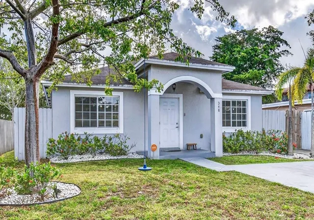 Photo 1 of Single family home for sale at 348 Nw 40th Court, Oakland Park, FL 33309 | MLS# F10543638 | Listing updated on 2026-09-23
