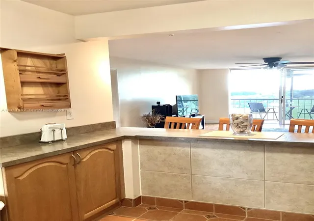 5th image of 8900 Washington Blvd #PH19, Pembroke Pines, FL 33025 | MLS# A11941192