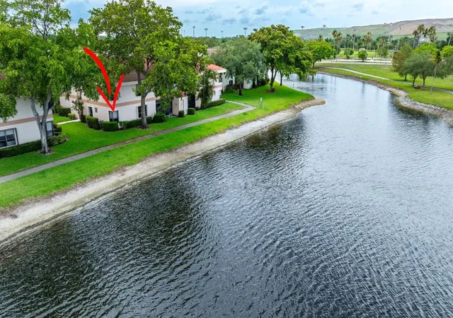 Photo 2 of Condo for sale at 2850 Carambola Cir S #19121, Coconut Creek, FL 33066 | MLS# R11152444 | Listing updated on 2026-09-23