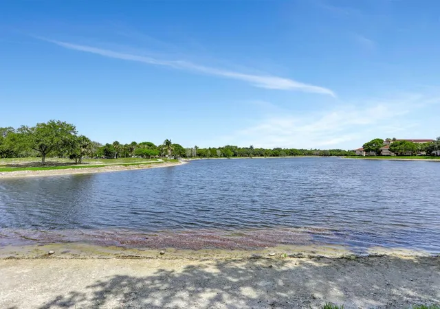 Photo 3 of Condo for sale at 2850 Carambola Cir S #19121, Coconut Creek, FL 33066 | MLS# R11152444 | Listing updated on 2026-09-23