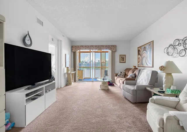 Photo 4 of Condo for sale at 7647 Southampton Ter #202, Tamarac, FL 33321 | MLS# F10544268 | Listing updated on 2026-09-25