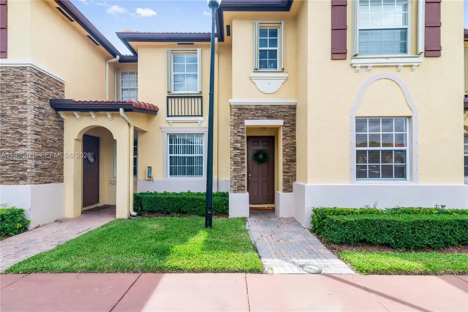 Listing Photo 1 - Condo for sale in 1420 Ne 33Rd Ave located at 1420 Ne 33Rd Ave, Homestead, FL 33033 - Unit #105-15