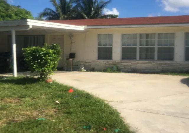Photo 1 of Sale Pending at 1643 44th Street, West Palm Beach, FL 33407 | MLS# R11152733 | Listing updated on 2026-05-31