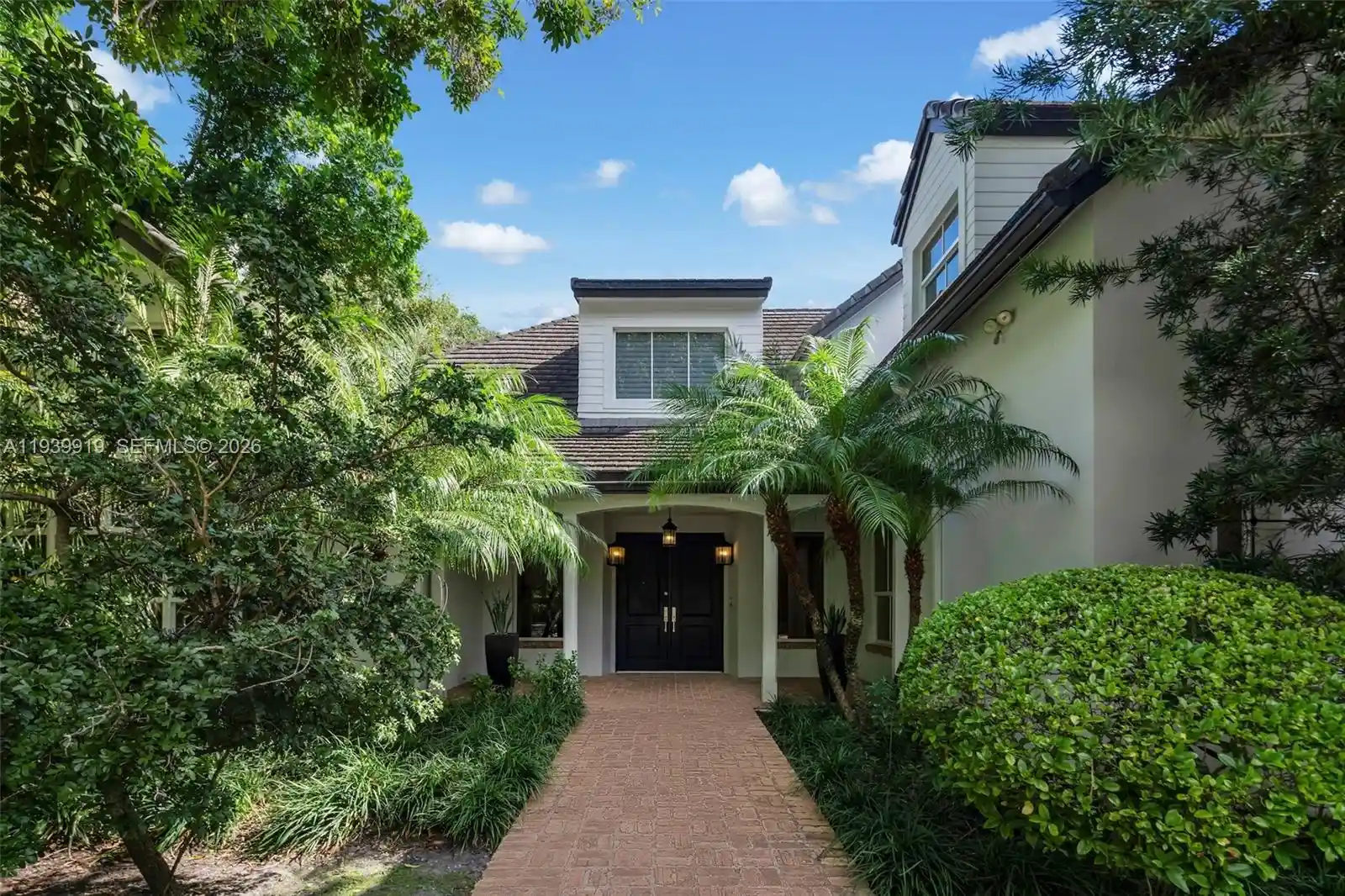 Single family home for sale at 10001 SW 60th Court, Pinecrest, FL 33156 | MLS# A11939919
