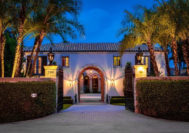 Photo 2 of Mansion for sale at 790 S County Rd, Palm Beach, FL 33480 | MLS# R11152923 | Listing updated on 2026-09-23