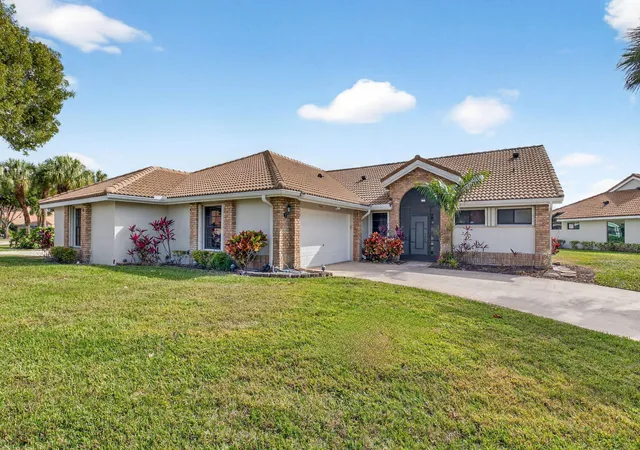 Single family home for sale at 7400 Hearth Stone Ave, Boynton Beach, FL 33472 | MLS# R11152980